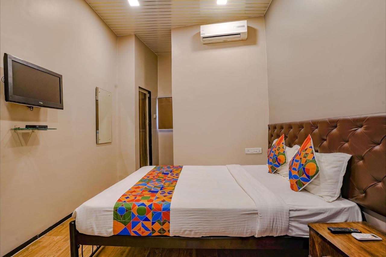 Fabexpress Comfort Stay - Nr Mumbai International Airport Екстер'єр фото