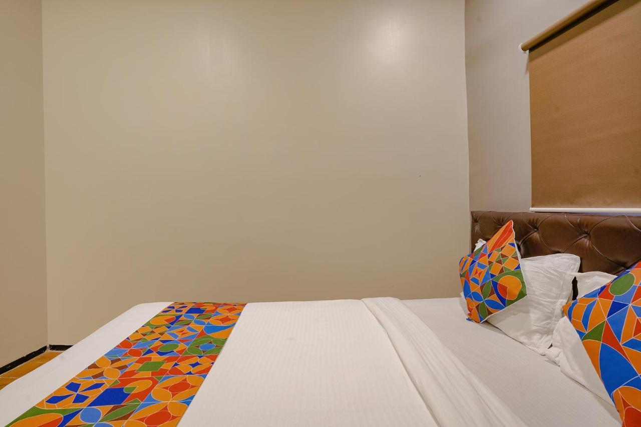 Fabexpress Comfort Stay - Nr Mumbai International Airport Екстер'єр фото